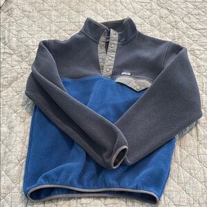 Patagonia Gray and Blue Fleece Pullover